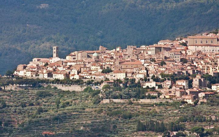 Appartamento Il Loggiato Cortona Exterior photo